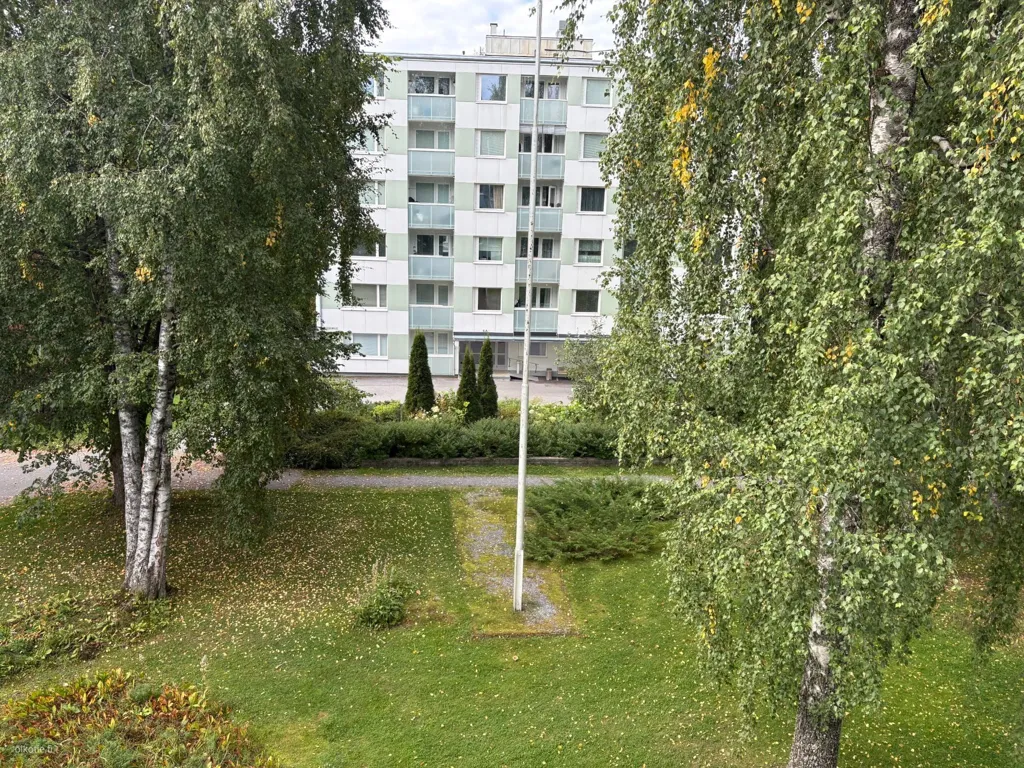 Õhuvaade - Renovated Flat with Glazed Balcony in Tampere