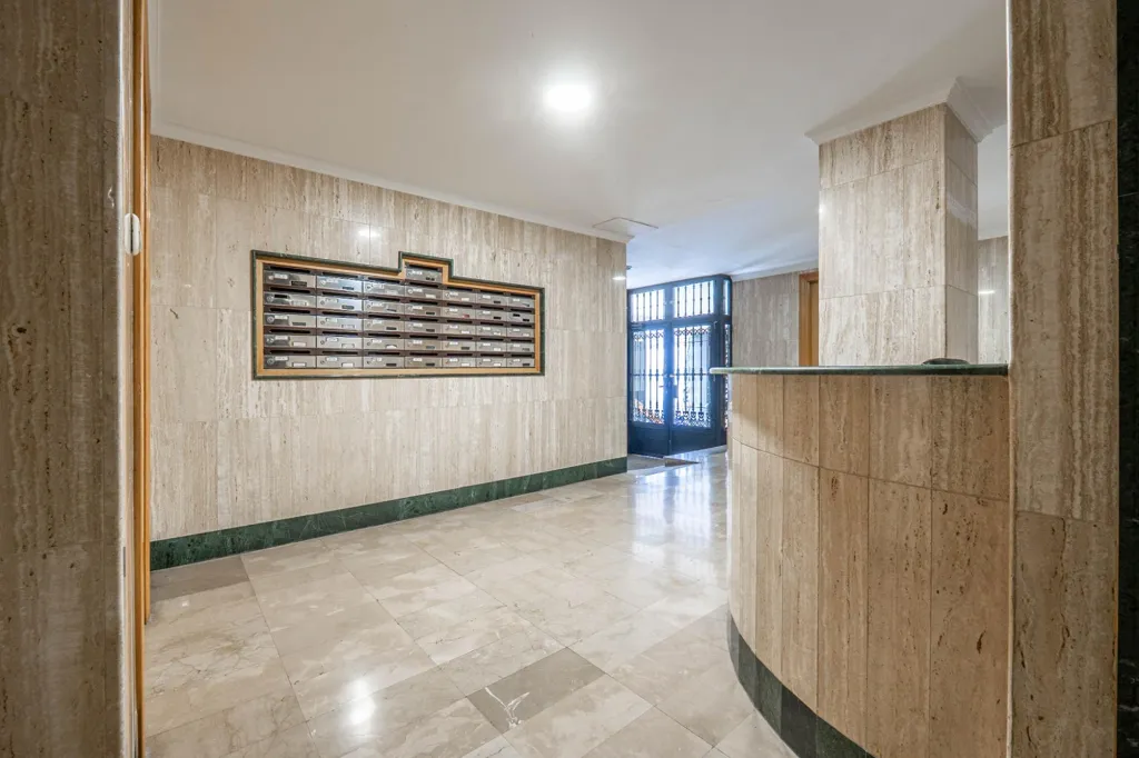 Esik - Luxury Penthouse with Terrace in Granada