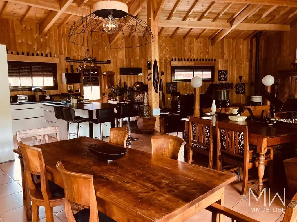 Salle à manger - Villa Luxueuse avec Piscine à Cap Ferret