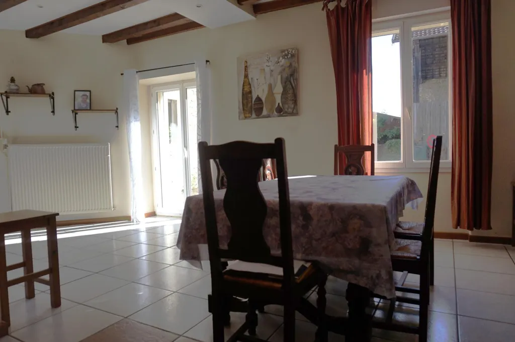 Salle à manger - Maison de Village avec Jardin à Thoraise