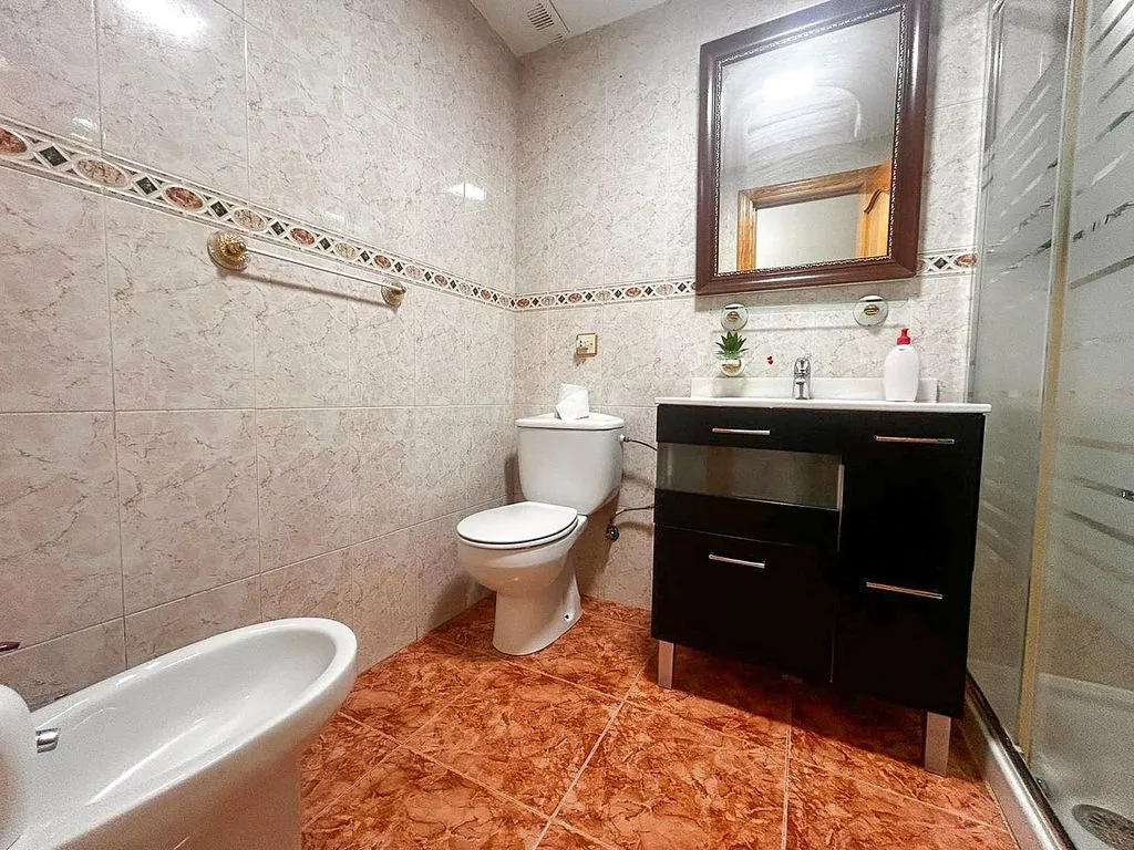 Salles de bain - Furnished Flat with Lift in Molina de Segura