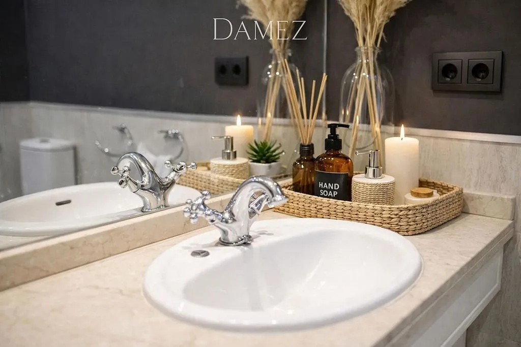 Vannitoad - Apartment with Pool in San Blas, Madrid