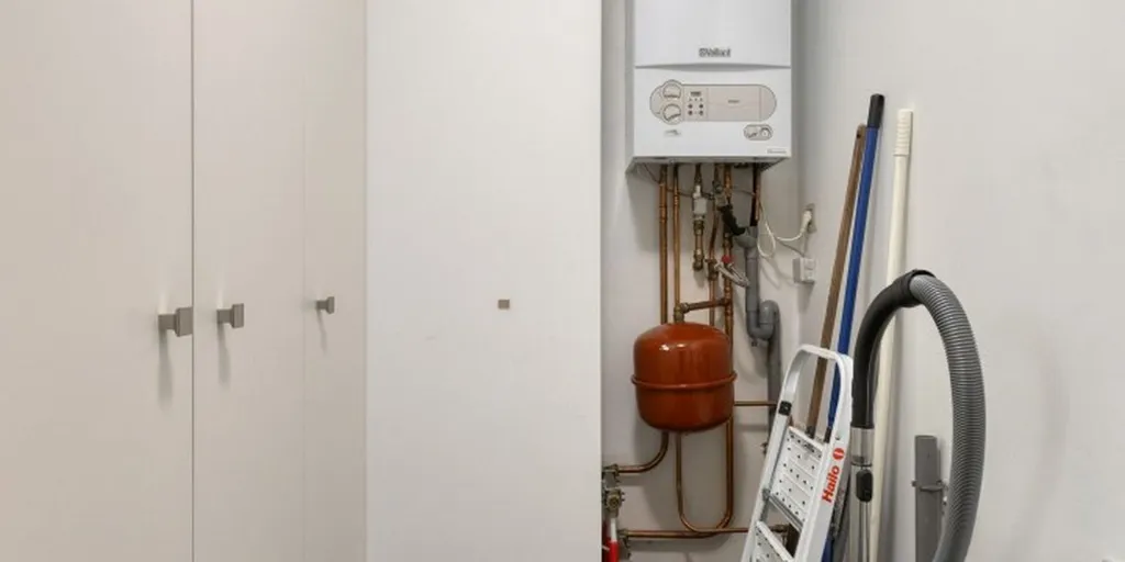Utility Room - Ground Floor Apartment with Terrace in Geel