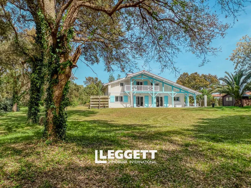 Garden - Charming House with Pool near Côte Basque
