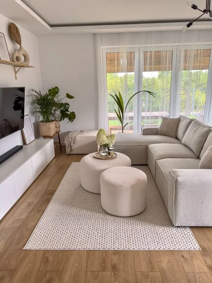 Elutuba - Modern House with Garden in Salency