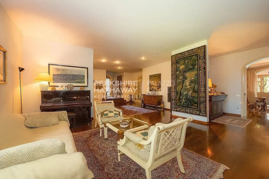 Séjour - Luxury Villa with Pool in Cassano Magnago