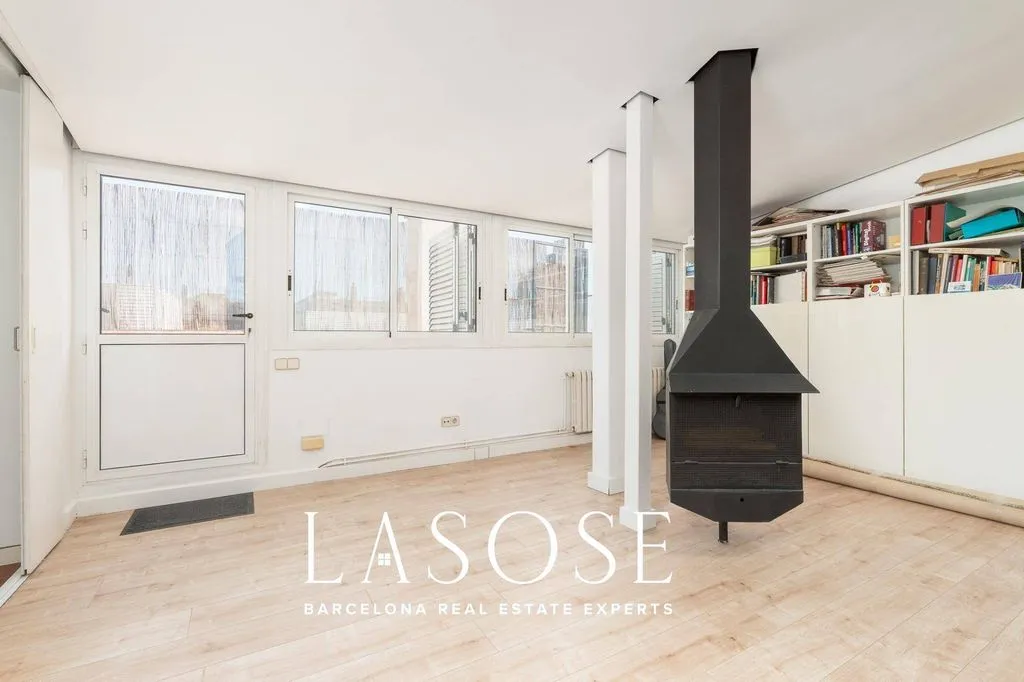 Living Room - Duplex Penthouse with Pool in Tres Torres, Barcelona