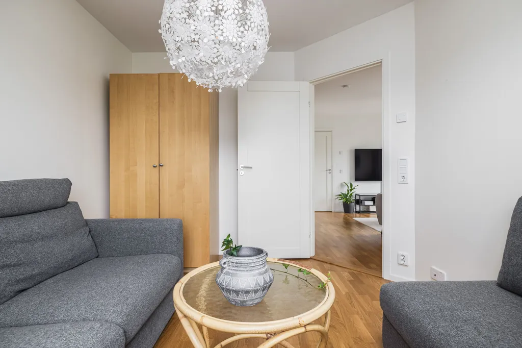 Elutuba - Modern Villa with Garden on Alnö