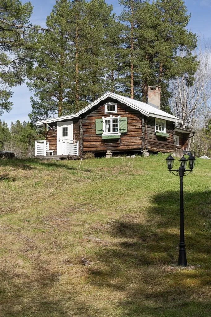 Extérieur - Rustic Cottage with Lake View in Jämtland