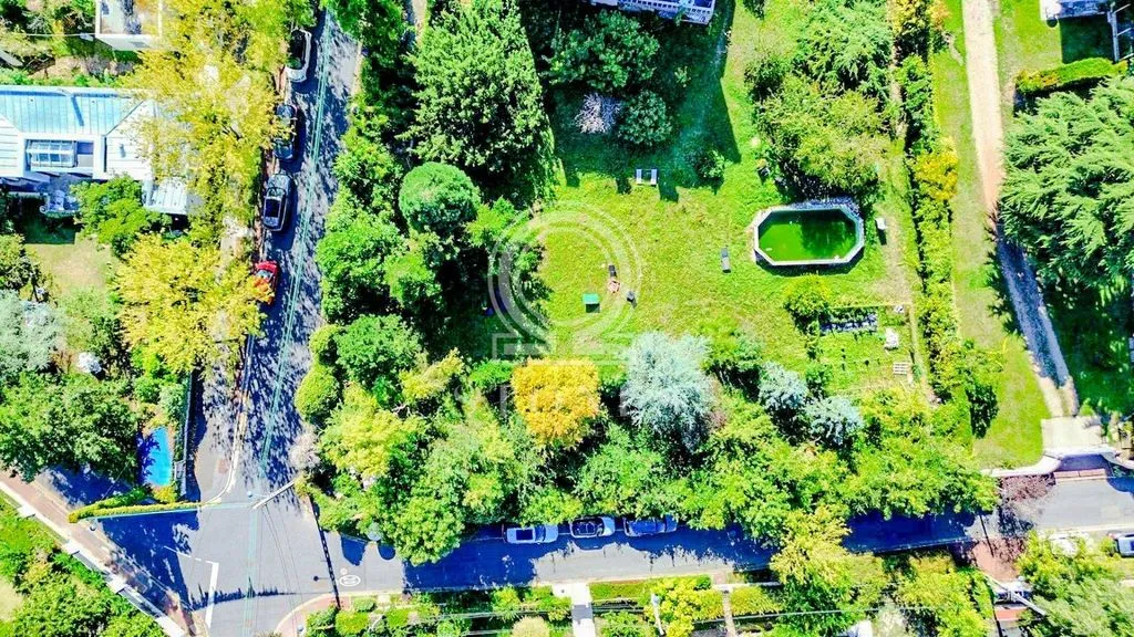 Õhuvaade - Buildable Land with Green Setting in Bougival