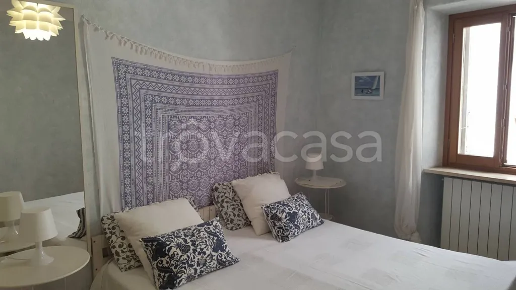 Magamistoad - Rented Seafront Apartment in Noli