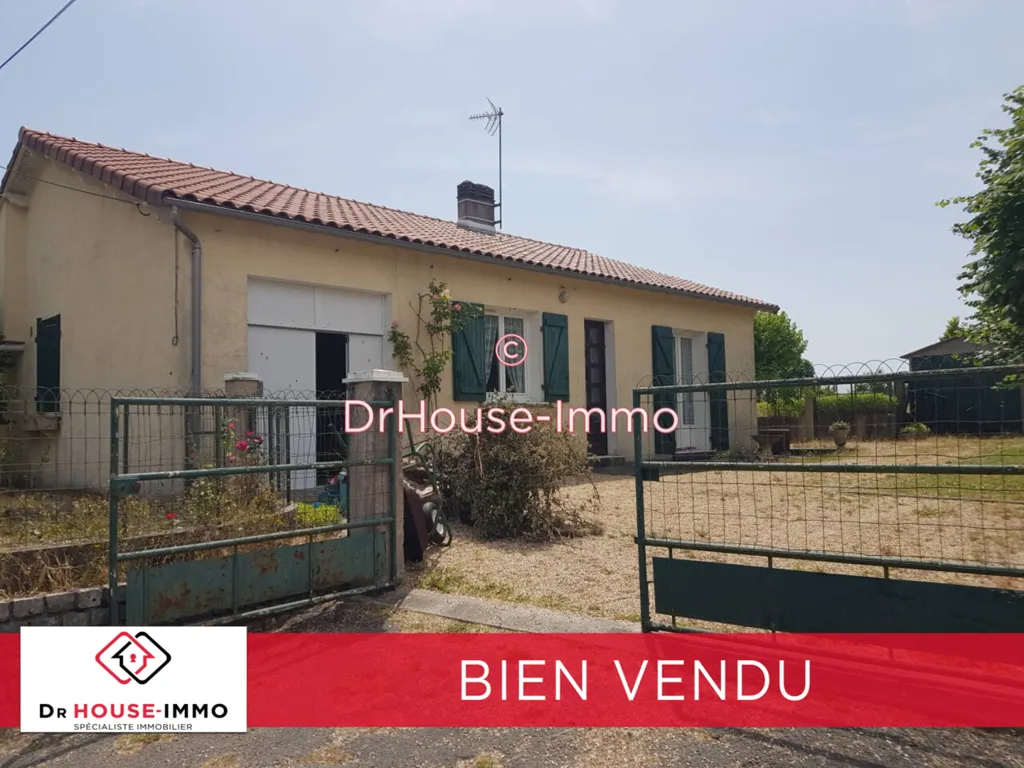 Extérieur - Maison Traditionnelle avec Jardin à Ribérac