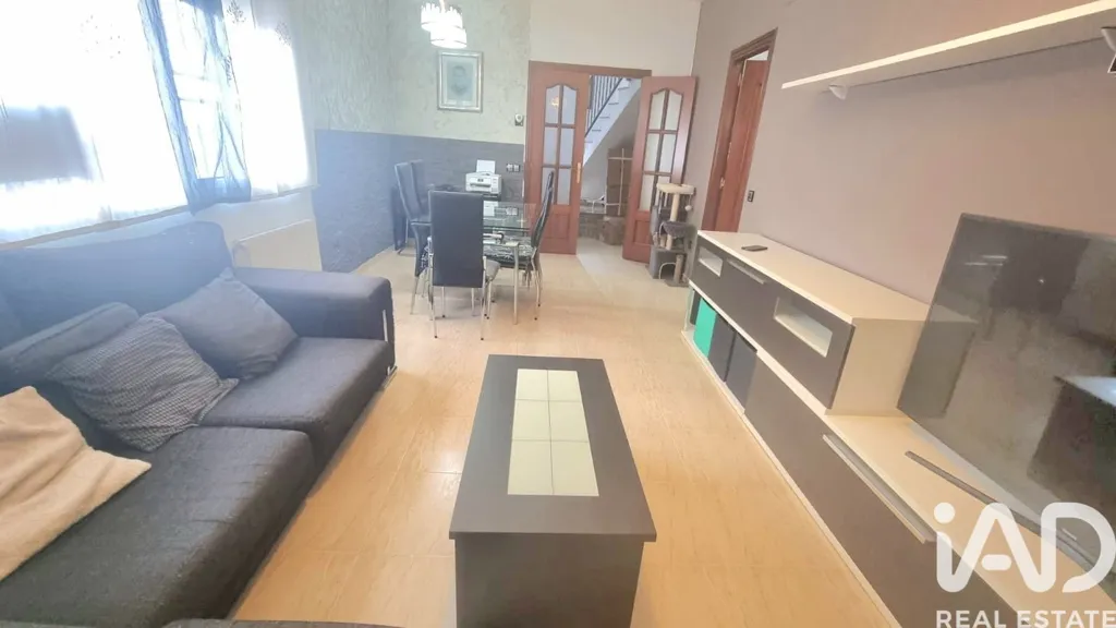 Séjour - Three-Bedroom House with Terrace in Les Roquetes