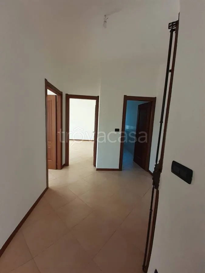 hallway_entrance