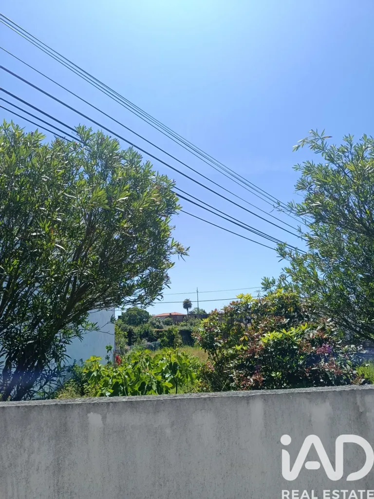 Aed - Buildable Plot with Church View in Beiriz