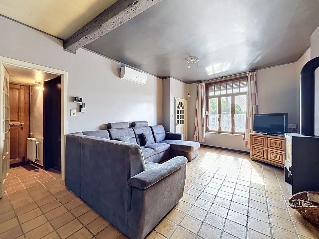 Soggiorno - House with Terrace in Quiet Residential Area, Courcelles