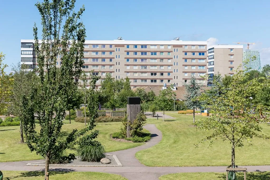 Jardin - Renovated Apartment with Balcony in Lindeborg