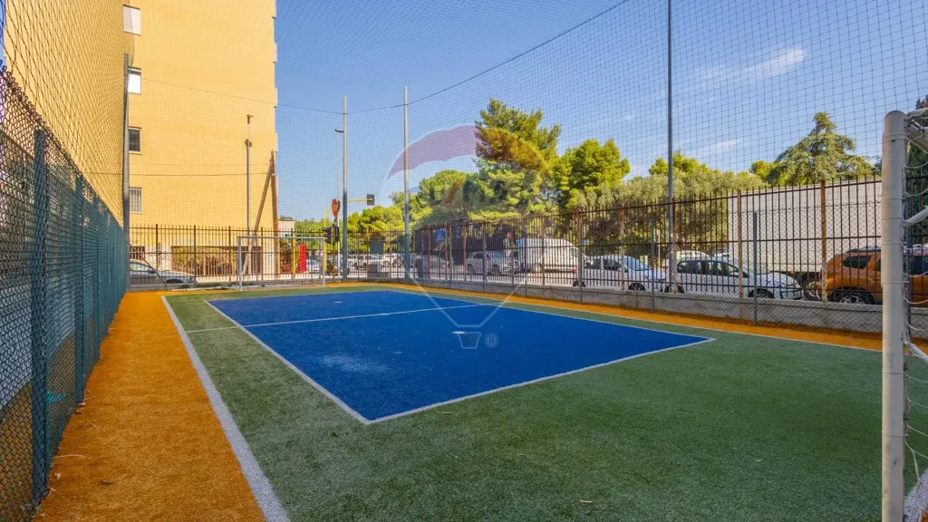 Aed - Quadrilocale with Balcony and Park View in Bari