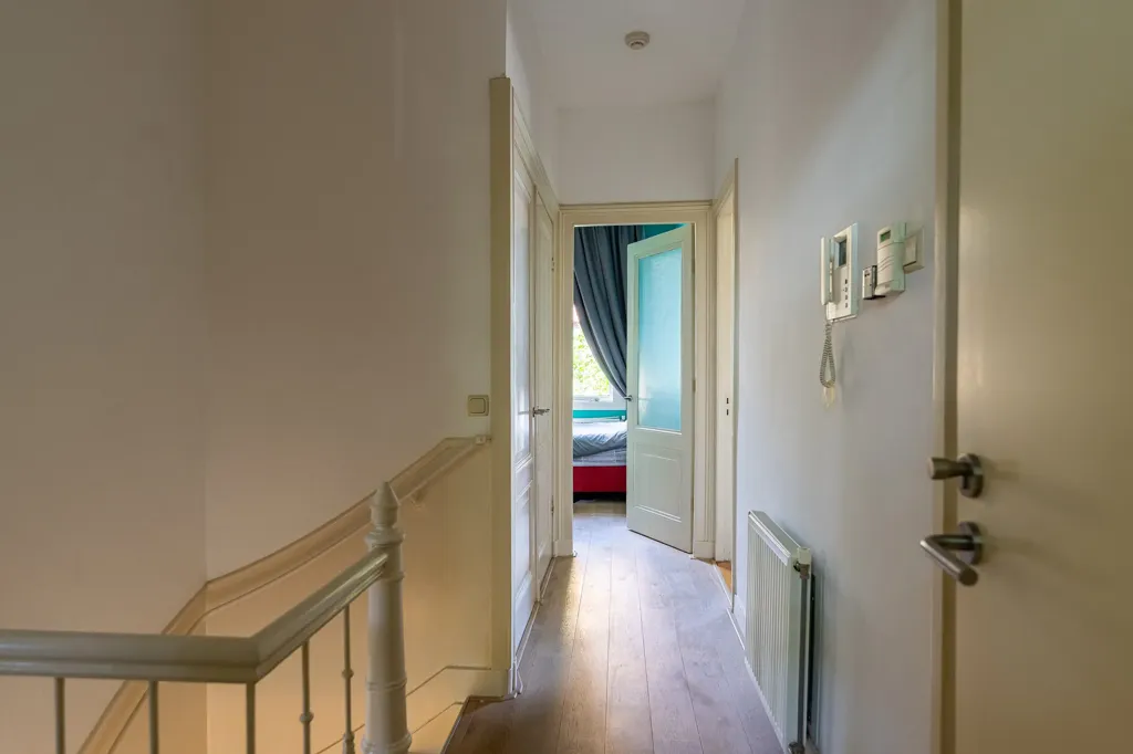 hallway_entrance