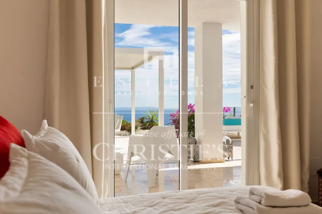 Chambres - Modern Villa with Sea View in Es Cubells