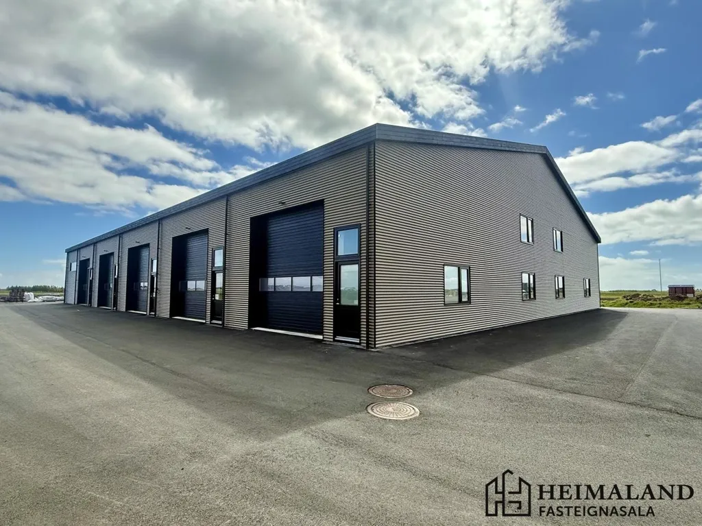 Extérieur - Industrial Unit with Private Entrance in Selfoss