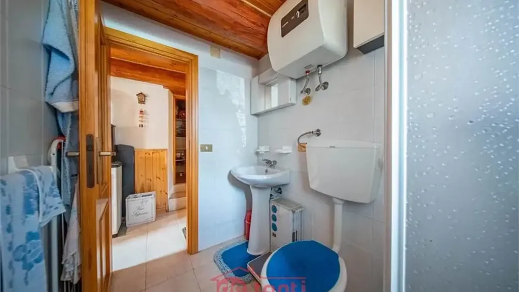 Salles de bain - Baita with Mountain View in San Giacomo Filippo