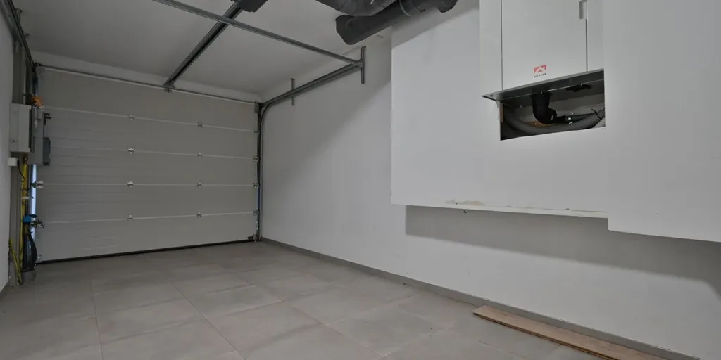 Garaaž - Modern Open-Plan House with Terrace in Lanaken