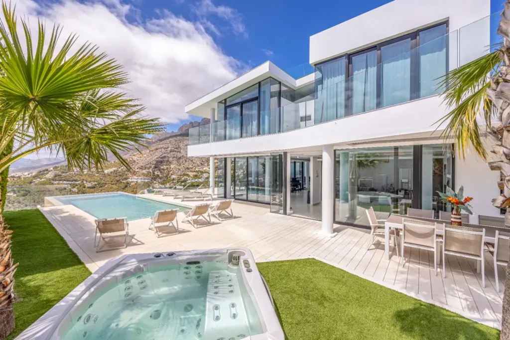 Piscine - Modern Villa with Infinity Pool in Altea Hills