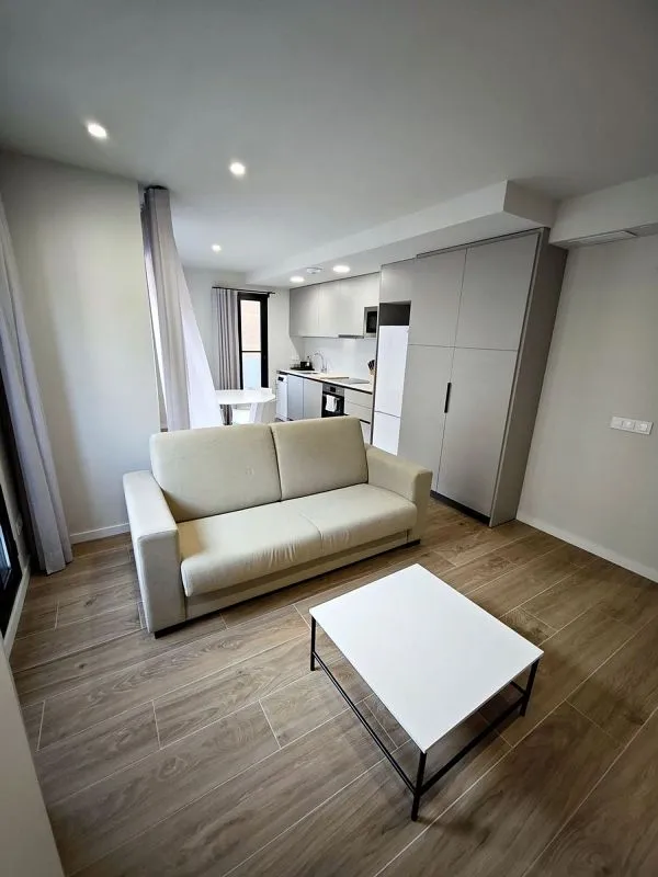 Elutuba - Modern Chalet with Balcony in Aiora