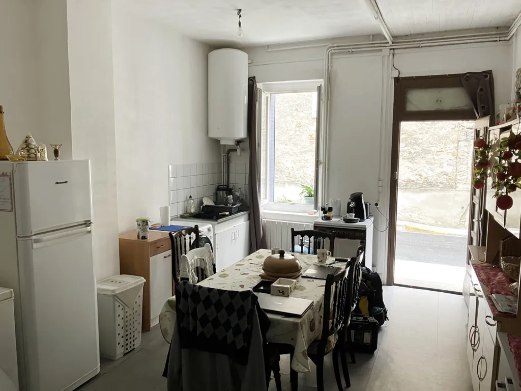 Cucina - Village House with Two Apartments in Bettant
