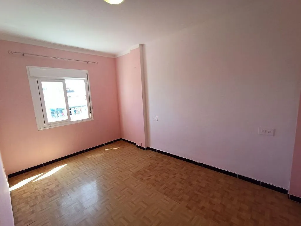 Toad - 3-Bed Apartment with Balcony in Son Cladera