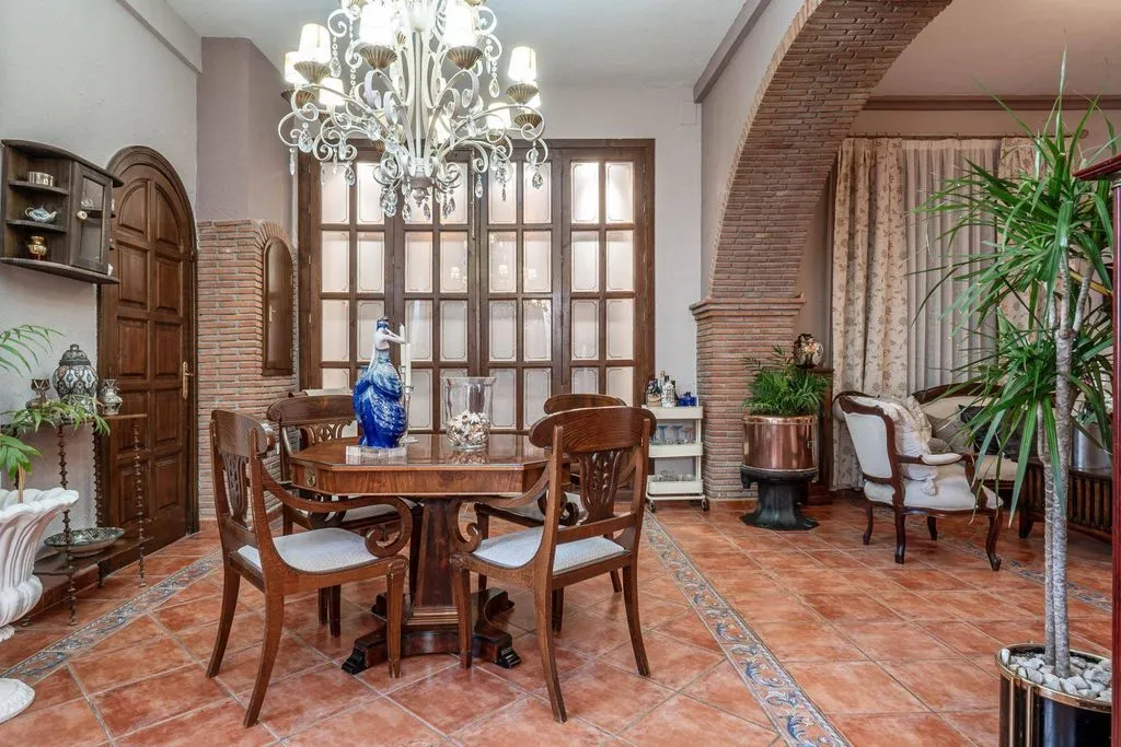 Dining Room - Historic Palatial House with Pool in Ogíjares