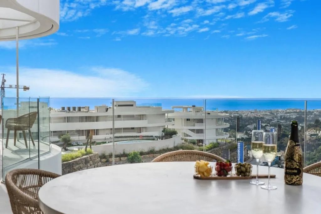 Rõdu - Luxury Penthouses with Sea View in Marbella