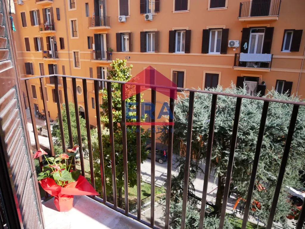 Balcon - Bright Apartment with Balcony in Pigneto, Rome