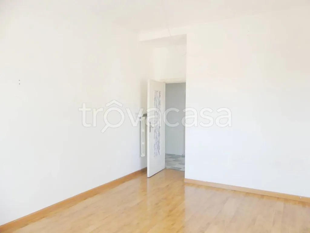 Toad - Apartment with Balcony in Vercelli Centre