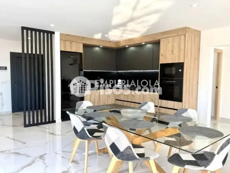 Salle à manger - Chalet with Private Pool in Carrer de Navarra