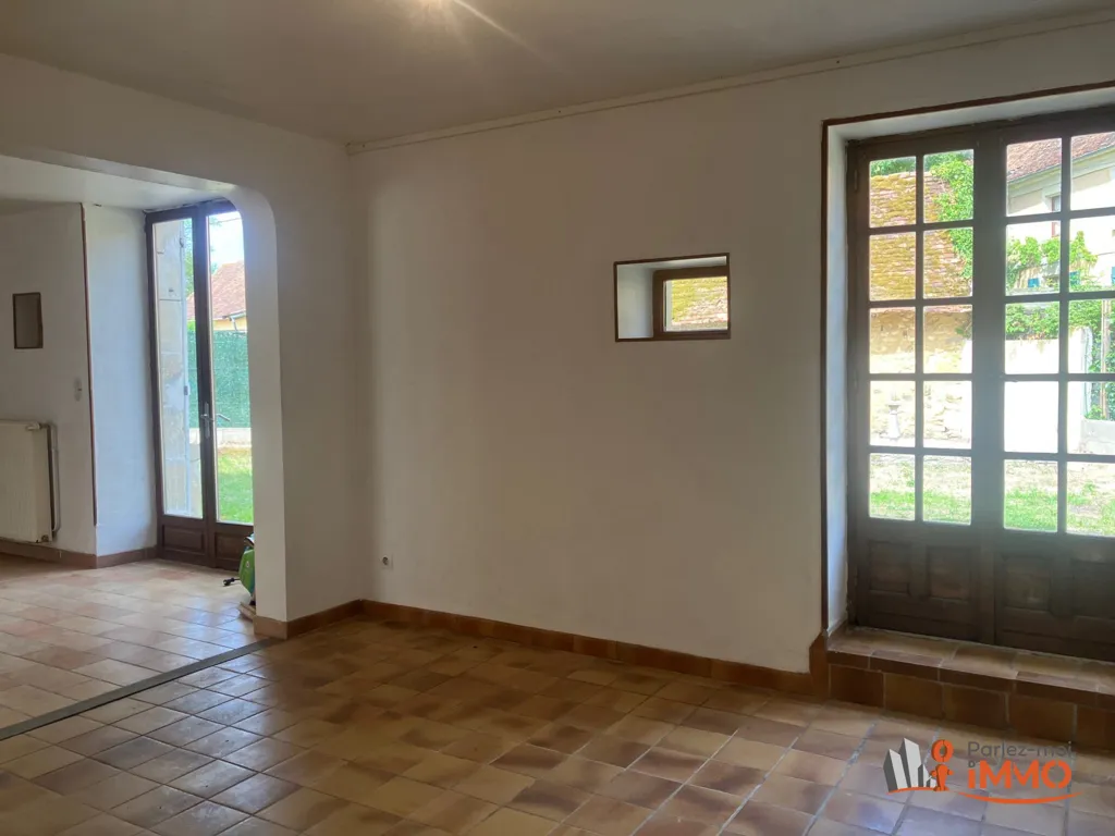 Séjour - Maison en Pierres avec Grange à Treigny