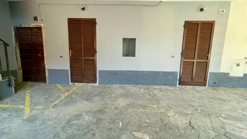 Toad - Monolocale with Open Plan in Gallarate