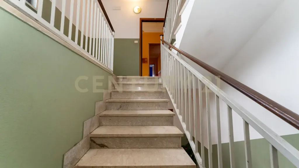 6-room apartment in IT