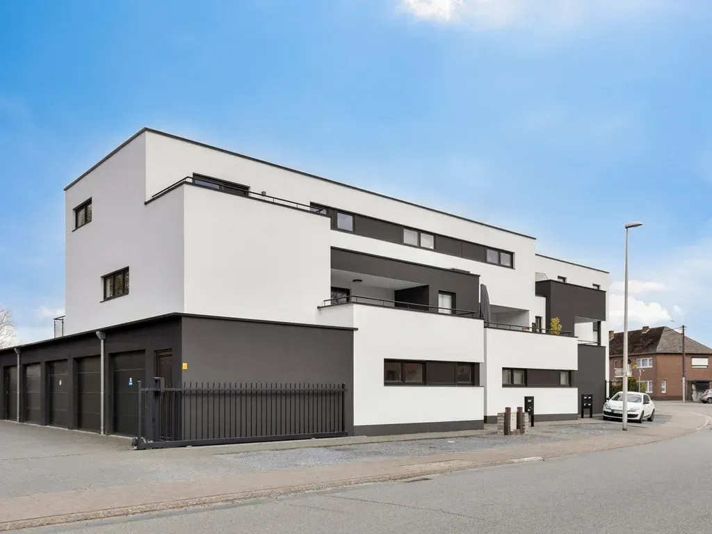Välivaade - Modern Flat with Terrace in Maasmechelen