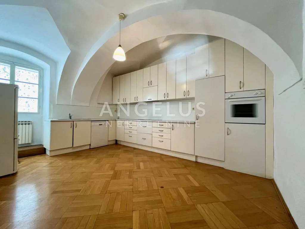 Cuisine - Four-Bedroom Apartment in Historic Zagreb