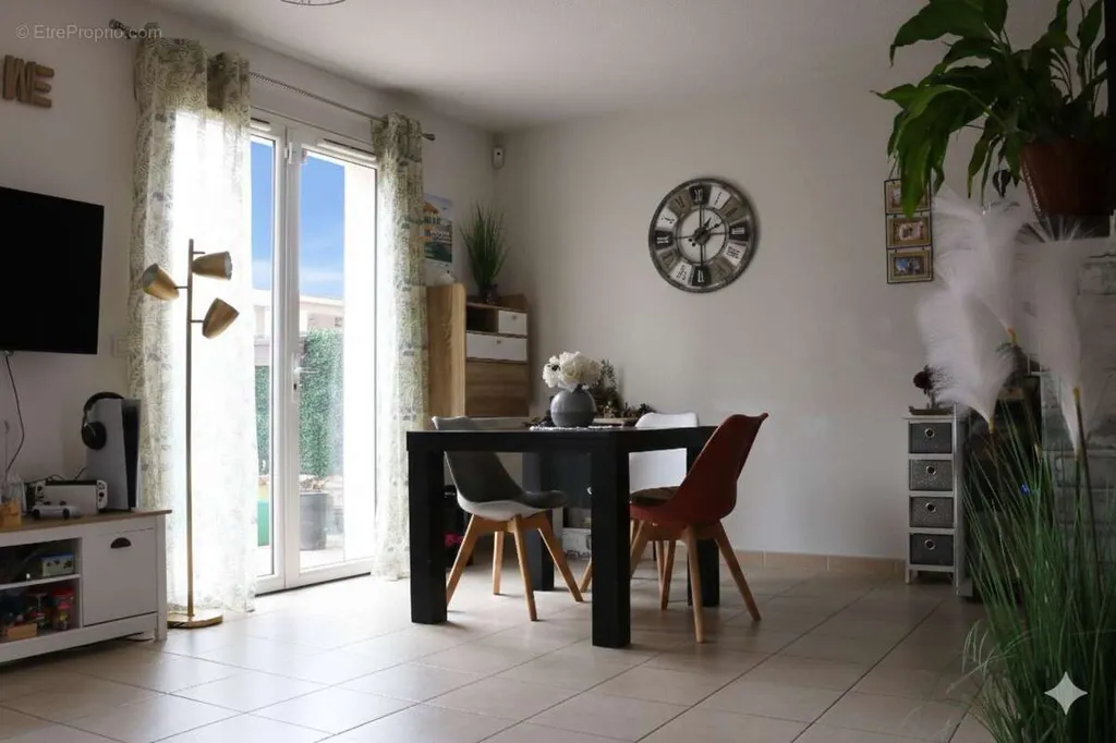 Dining Room - Villa with Garden in Calas Village Centre