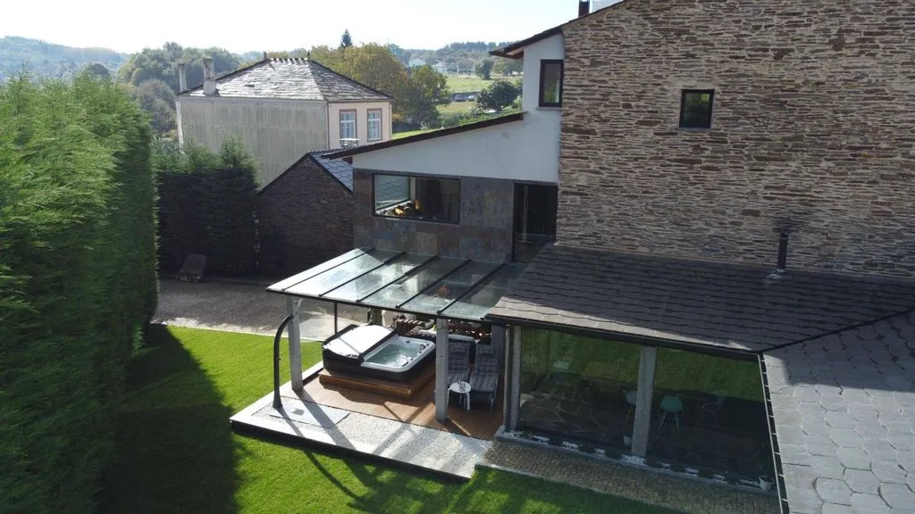 Vue aérienne - Restored Chalet with River Walk Access in Lugo