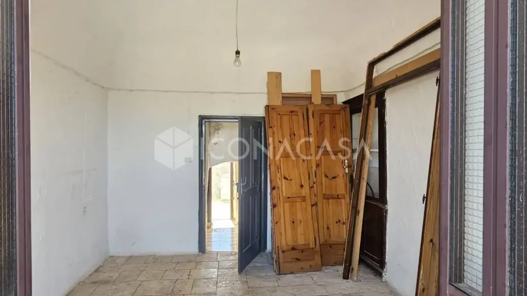 hallway_entrance