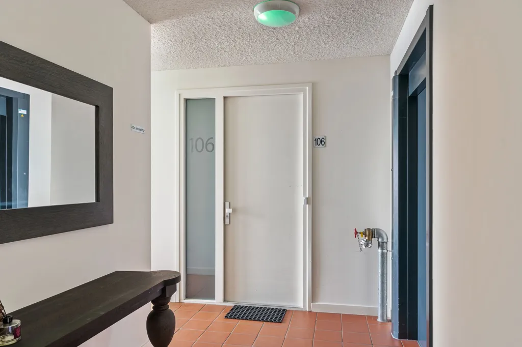Entrée - Apartment with Panoramic View in Woerden