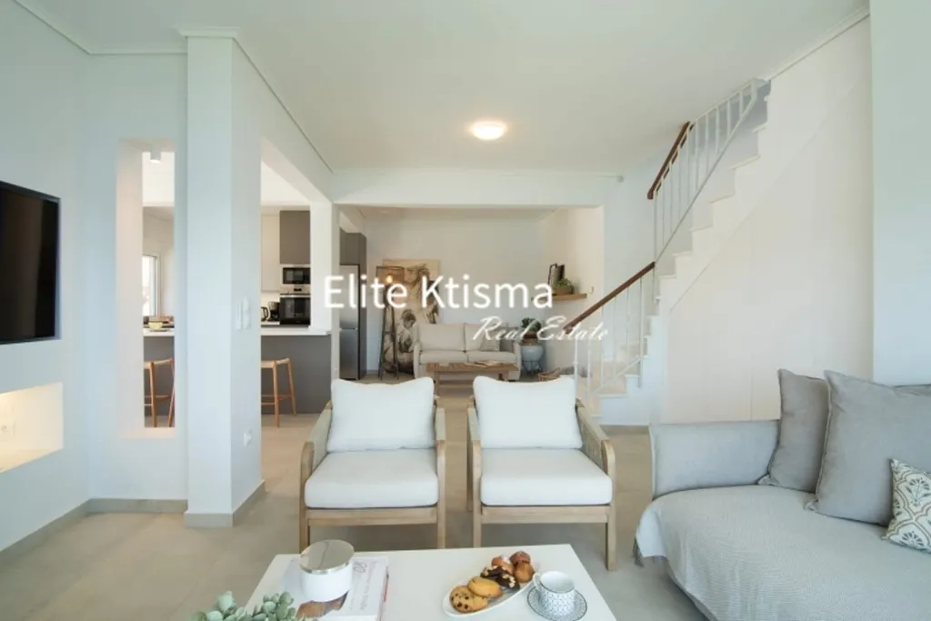 Séjour - Villa with Sea View in Daskaleio, Attica