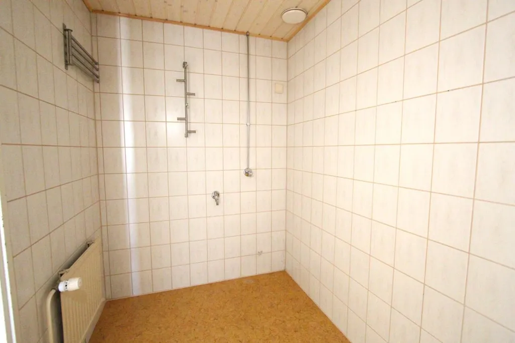 Salles de bain - Modernised Flat with Sauna in Pattijoki