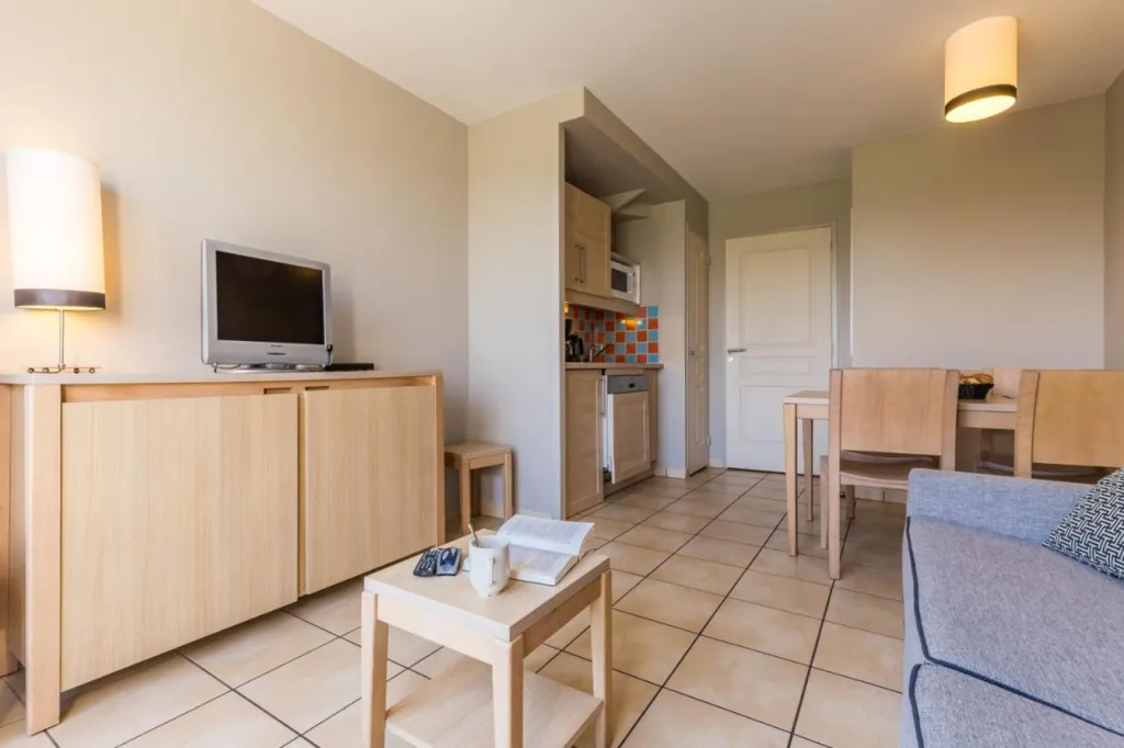 Elutuba - Meubled Cottage with Golf View in Port-en-Bessin