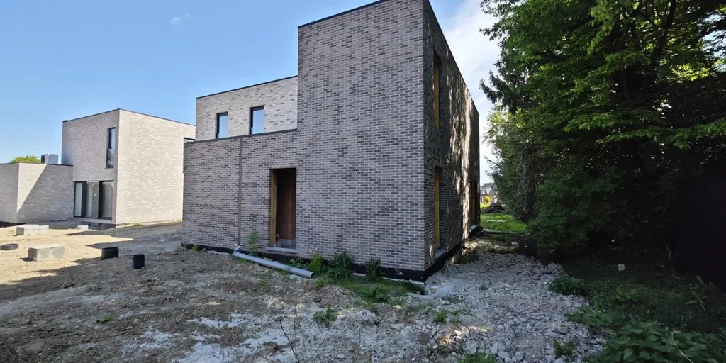 Esterno - New Build House with Half-Open Design in Opglabbeek