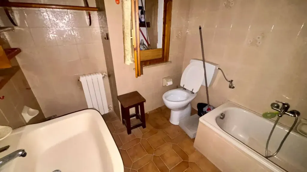 Twin-Storey Apartment with Garden in Quargnento